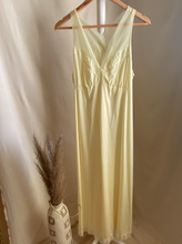 Load image into Gallery viewer, Yellow Peignoir Robe Set
